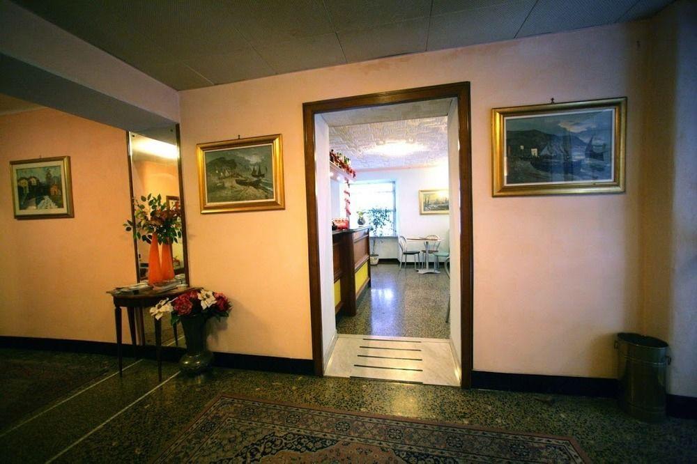 Hotel Assarotti 3*