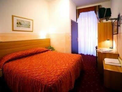 Hotel Assarotti 3*